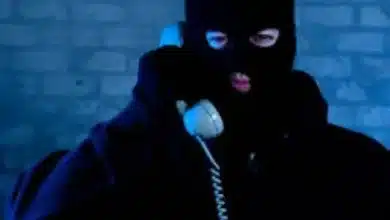 फोन पर मांगी रंगदारी, जान से मारने की दी धमकी