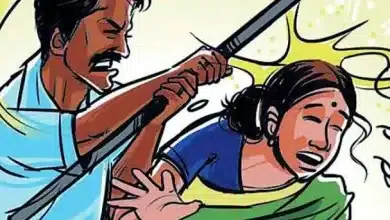 महिला से अभद्रता व मारपीट मामले में पति समेत चार लोगों पर केस