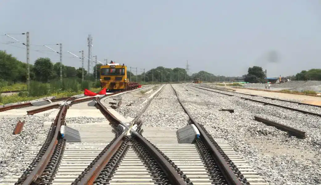 मालगाडियों के निर्बाध संचालन को लेकर तैयार किये गये फ्रेट कॉरिडोर का निर्माण कार्य जिले में हुआ पूरा