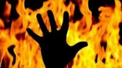 नशे में धुत व्यक्ति ने अपने ही घर में तोड़फोड़ कर लगाई आग