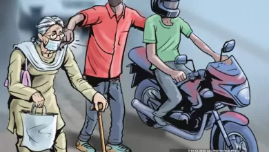 बाइक सवार बदमाशों ने बुजुर्ग महिला से लूटे कुंडल