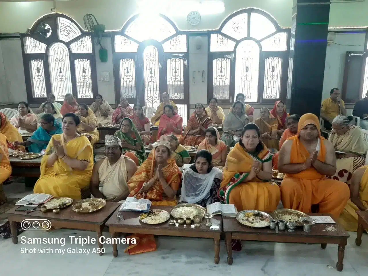 दिगंबर जैन मंदिर में शांतिनाथ विधान पाठ का आयोजन