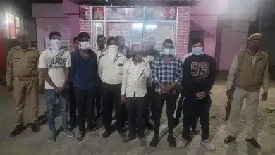 सड़कों पर शराब पी रहे 13 लोग गिरफ्तार