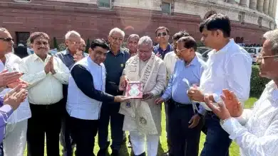 लायंस क्लब हापुड़ के सदस्यों ने किया राष्ट्रपति भवन एव संसद भवन का भ्रमण,सांसद का जताया आभार