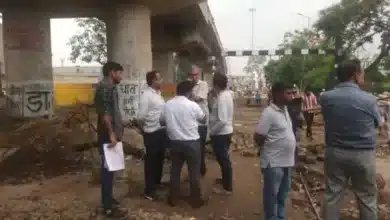 मेरठ रोड़ पर शुरू हुए अंडरपास का कार्य शुरू, लोगों ने किया विरोध