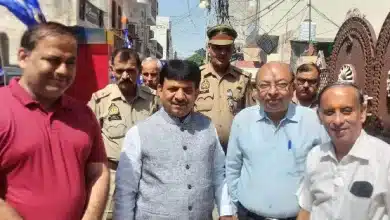 डाक्टर सोमती केन सहित भाजपा प्रत्याशियों के समर्थन में कलेक्टर गंज पहुंचे जिला प्रभारी मंत्री, धीरखेड़ा इंडस्ट्रीज एरिया के सचिव धीरज चुग सोनू के घर पहुंच मांगा समर्थन, भारी मतों से विजयी होगें भाजपा प्रत्याशी -धीरज चुग सोनू