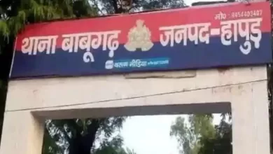 चेकिंग पर निकले सेक्टर मजिस्ट्रेट के साथ कार सवार लोगों ने की अभद्रता